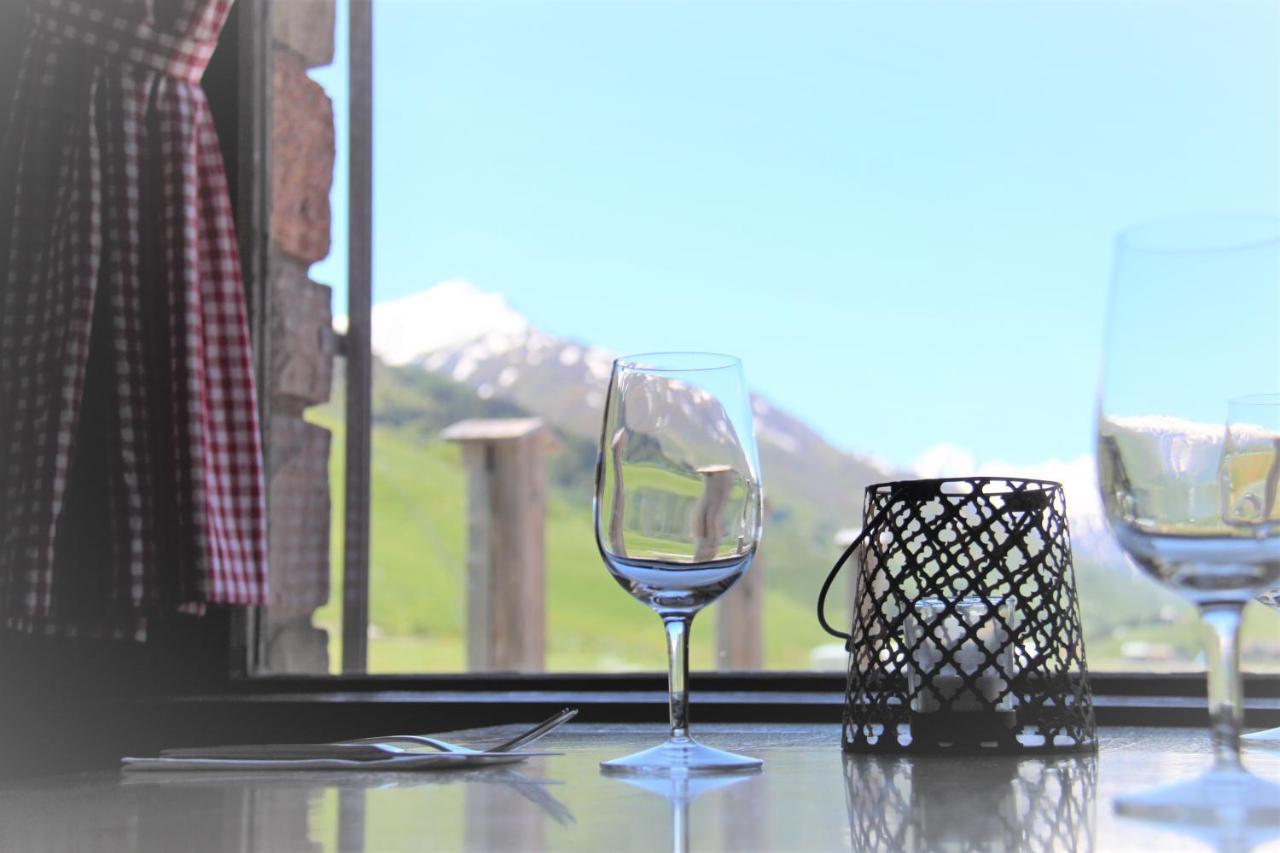 Hotel Aurora Andermatt Eksteriør billede